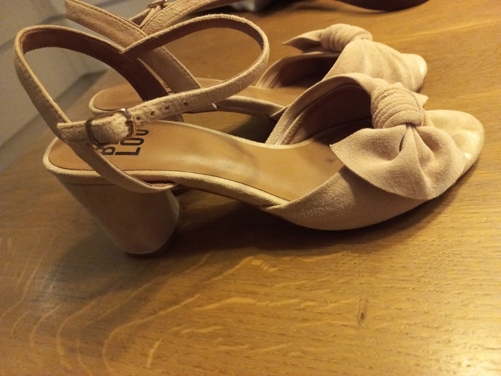 Bibi Lou Sandalen met Hak - oud roze Suede, Bibi Lou, Roze, Gedragen, Sandalen of Muiltjes