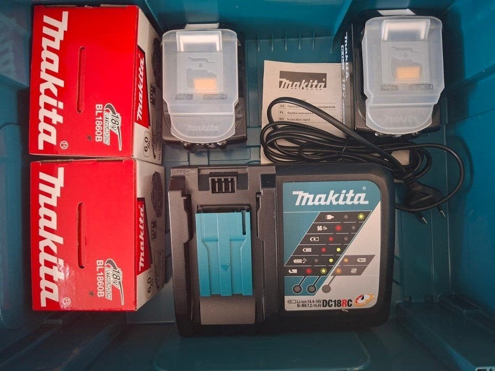 Makita Accu set: 2x 6.0Ah accu's, Makita snellader 9Amp, Ophalen of Verzenden, Nieuw, Overige typen, Makita