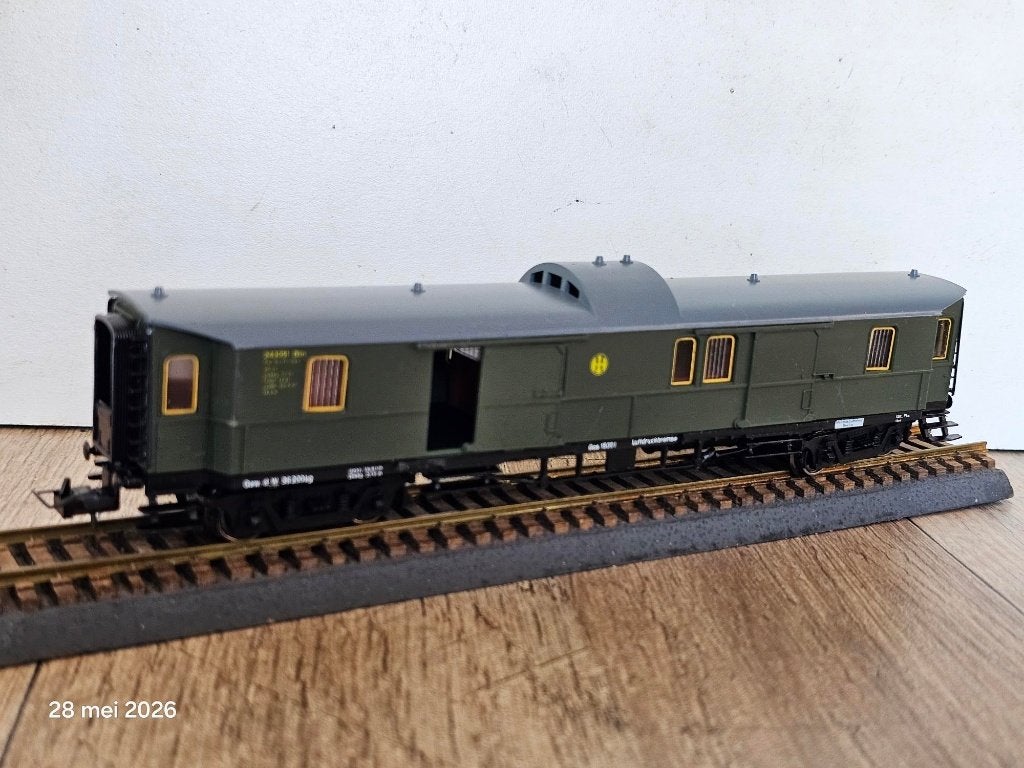 Modeltreinwagon H0 deutsche Reichsbahn bagagerijtuig zgan, Overige merken, Gelijkstroom of Wisselstroom, Brug, Tunnel of Gebouw