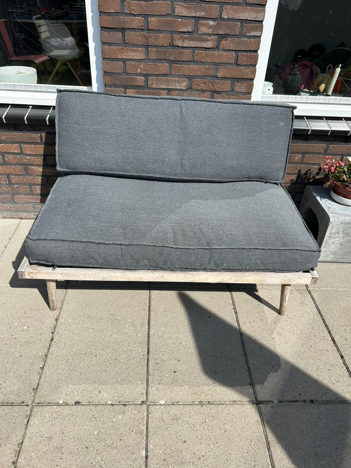 Houten bankje met antracietkleurige kussens, Ophalen, Gebruikt, Hout