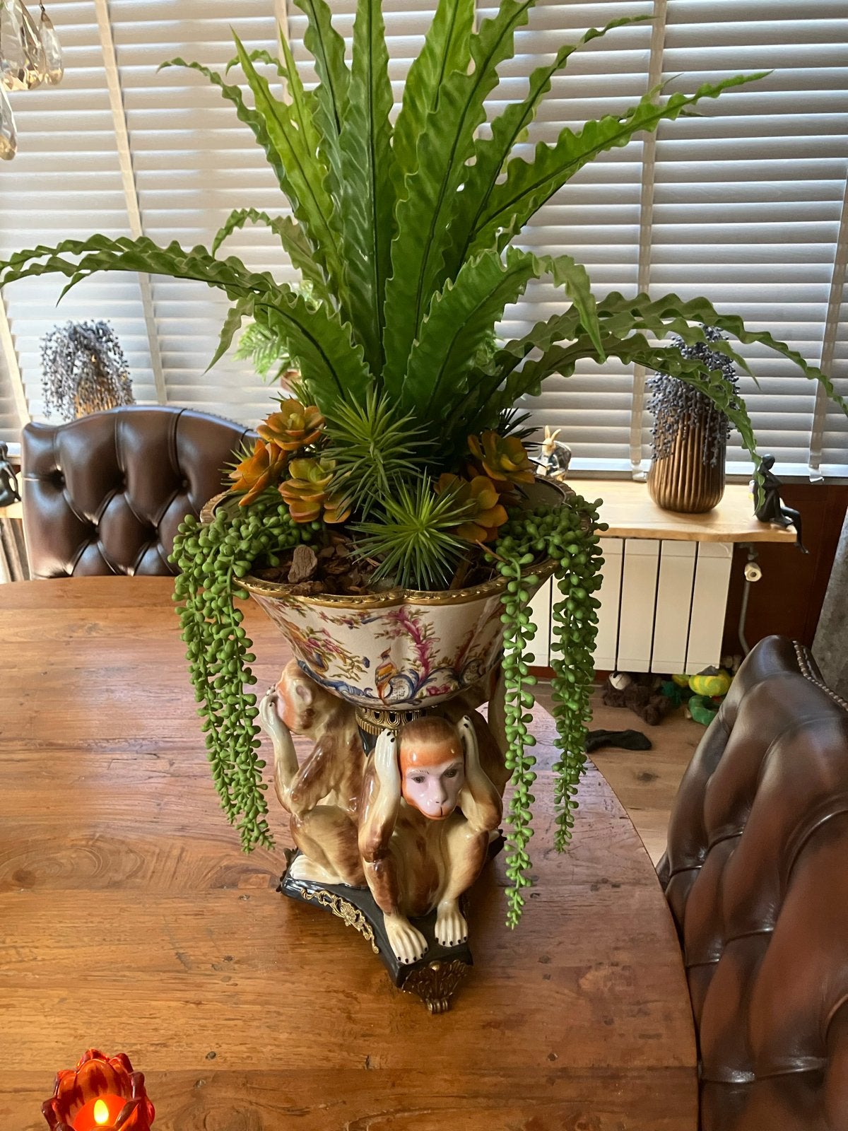 Unieke pot met kunstplanten - Horen, Zien, Zwijgen apen, Ophalen, Zo goed als nieuw, Meerkleurig, Overige stijlen