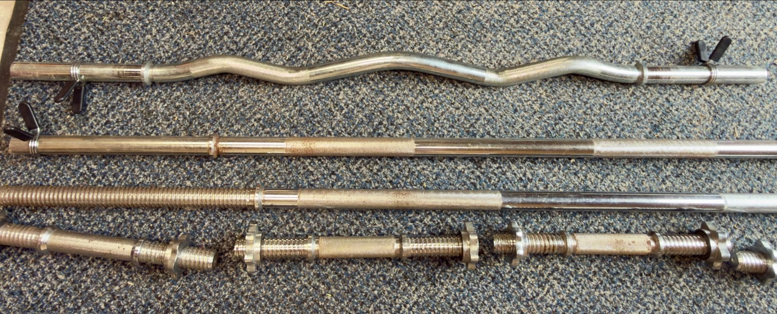 Halterstangen en gewichten set 30mm, Sport en Fitness, Fitnessmaterialen, Ophalen, Gebruikt, Halterset