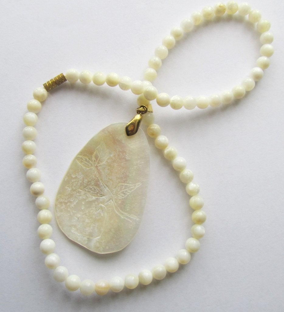 Prachtige Moeder van Parel Parelmoer ketting &Abalone hanger, Verzenden, Nieuw, Steen of Mineraal, Met edelsteen