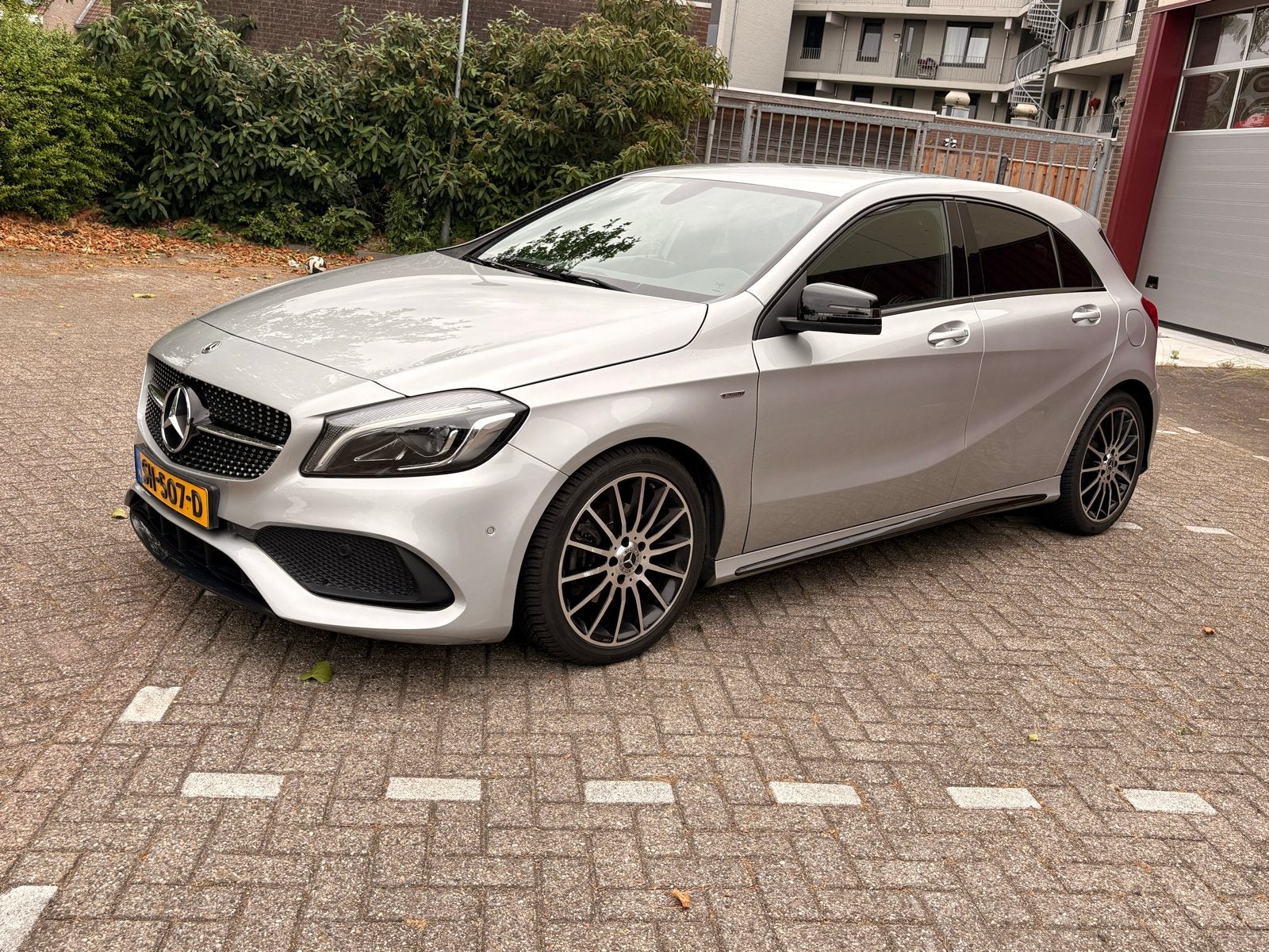 Mercedes-Benz A-Klasse A160 7G-DCT Edition, Lichtsensor, 4 cilinders, 160 pk, 19 km/l