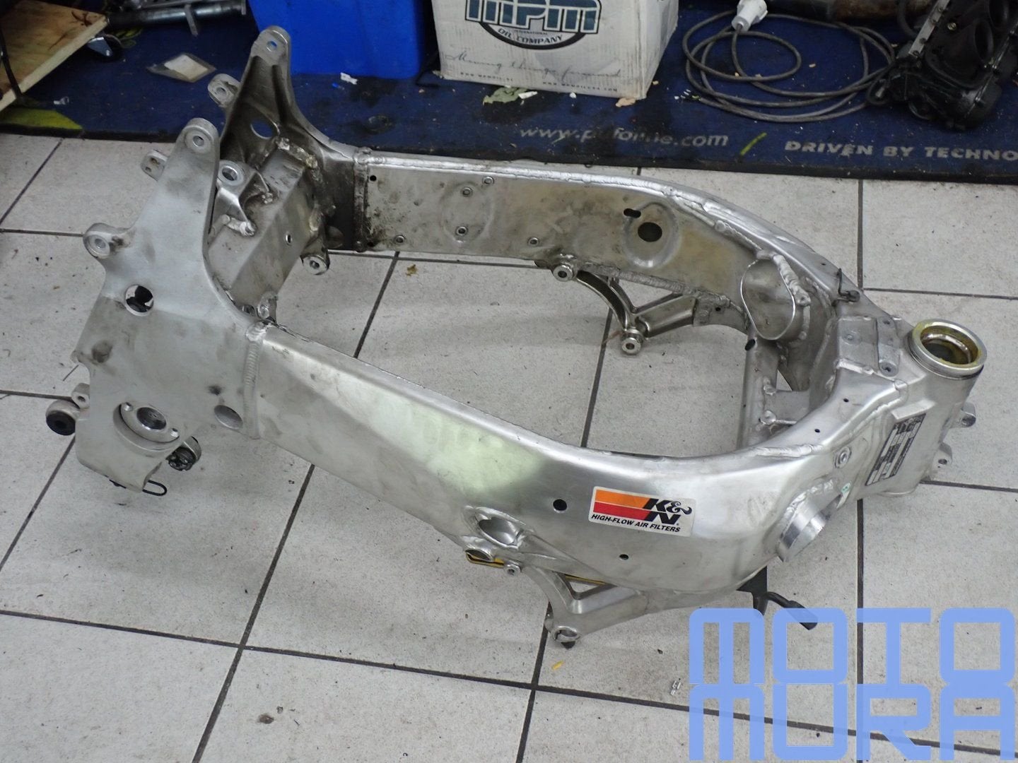Frame met NL kenteken voor de Suzuki GSXR 750 SRAD 1996 2000, Ophalen, -, -, -