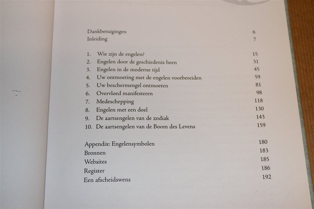 De Energie van Engelen—Een Uitgebreide Spirituele Raadgever, Boeken, Ophalen of Verzenden, Gelezen, Overige onderwerpen, Achtergrond en Informatie