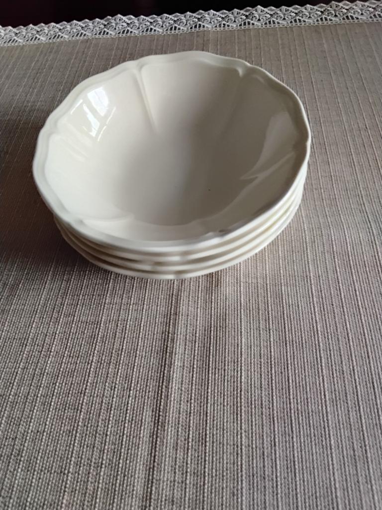 Wedgwood Queen, plain, Antiek en Kunst, Ophalen of Verzenden