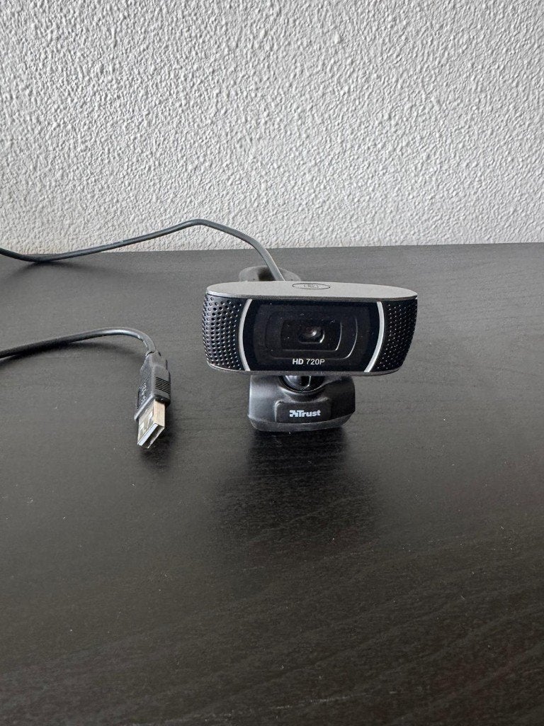 Trust HD 720P Webcam USB, Monitorclip, Ophalen of Verzenden, Zo goed als nieuw, Trust