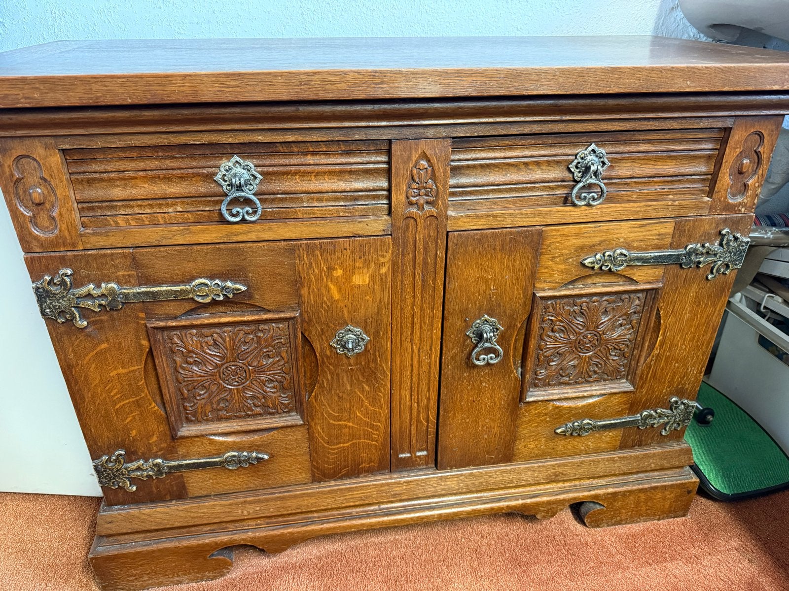 Antiek eiken dressoir met lades en deuren, Ophalen, Gebruikt, Eikenhout, 50 tot 100 cm