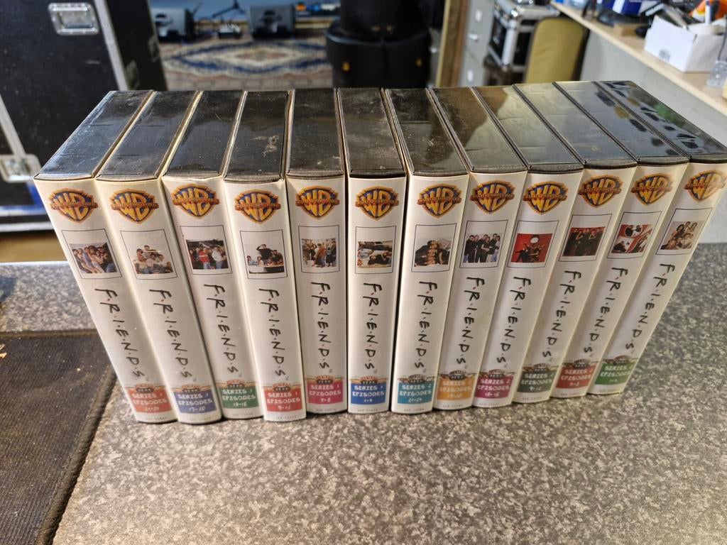 Friends VHS Seizoen 1 t/m 7, Cd's en Dvd's, VHS | Film, Alle leeftijden, Ophalen of Verzenden, Gebruikt, Komedie