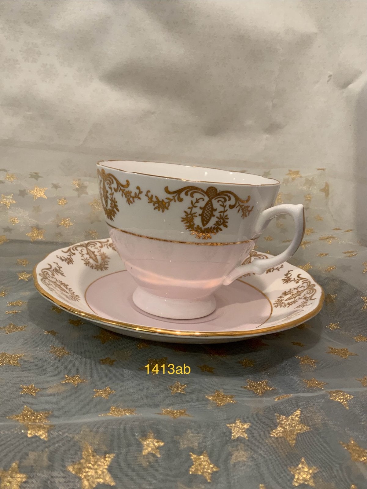 Royal Vale theeservies, roze met gouden rand, goede staat, Ophalen of Verzenden