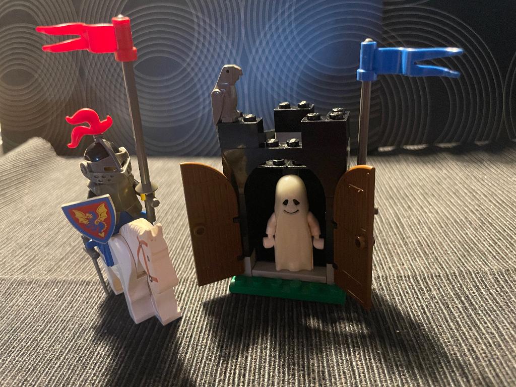 Lego 6034 Black Monarch"s ghost. (2x), Compleet, Gebruikt, Lego, Ophalen of Verzenden