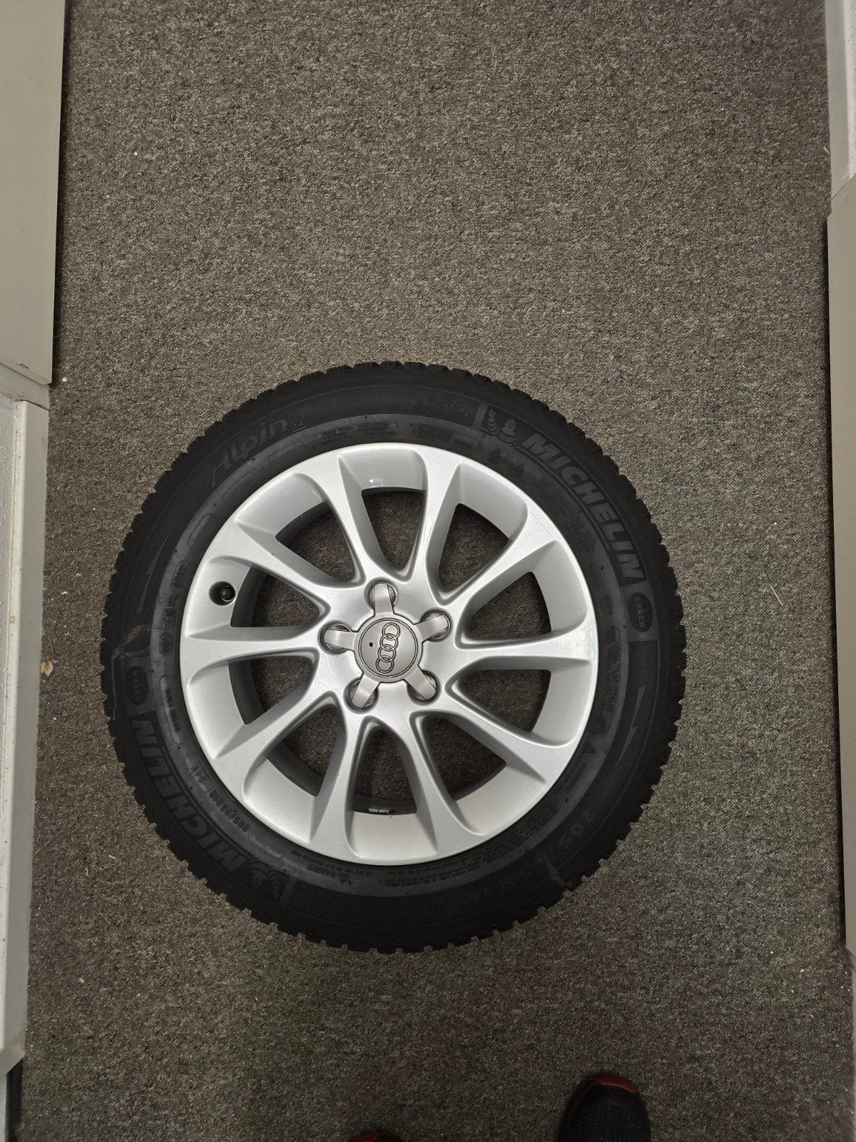 Audi velgen met winterbanden 205/55 R16, Ophalen, Velg(en), 16 inch, 205 mm