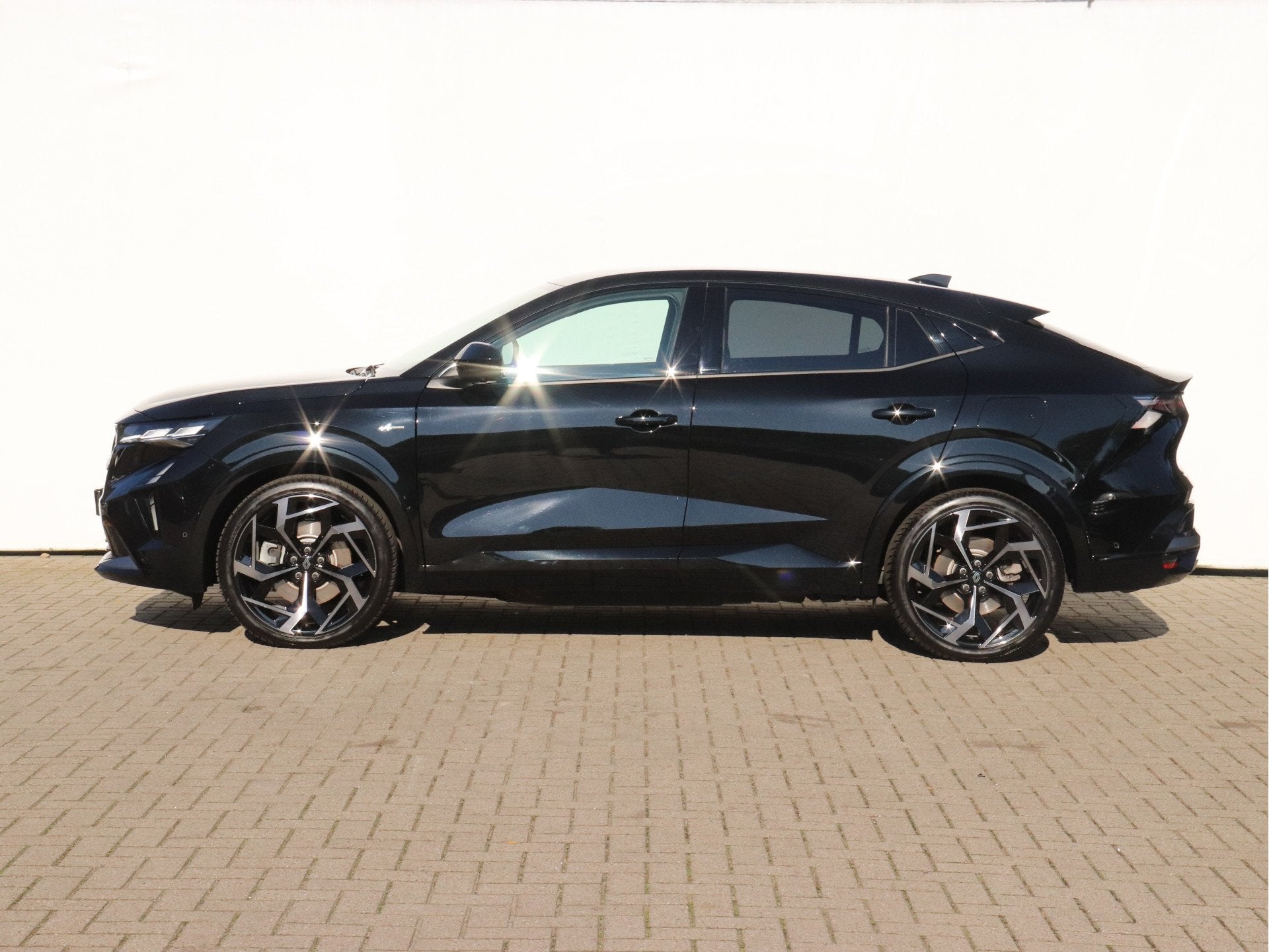 Renault Rafale 1.2 E-Tech 4x4 plug-in hybrid 300 atelier Alp, Auto's, Automaat, Dealer onderhouden, Gebruikt, 1199 cc