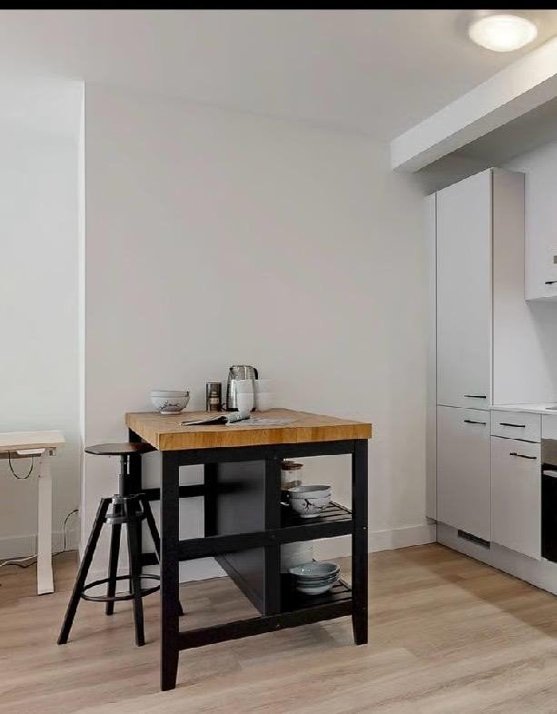 keuken eiland met kruk - Zwart/Hout, Ophalen, Hout, IKEA, Keukentrolley