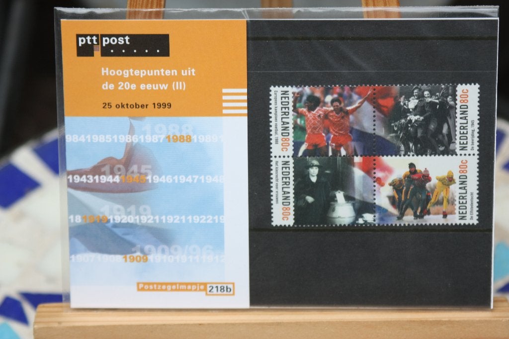 Postzegelmapje Hoogtepunten uit de 20e eeuw 1999 nr 218B, Ophalen of Verzenden, Na 1940, Postfris