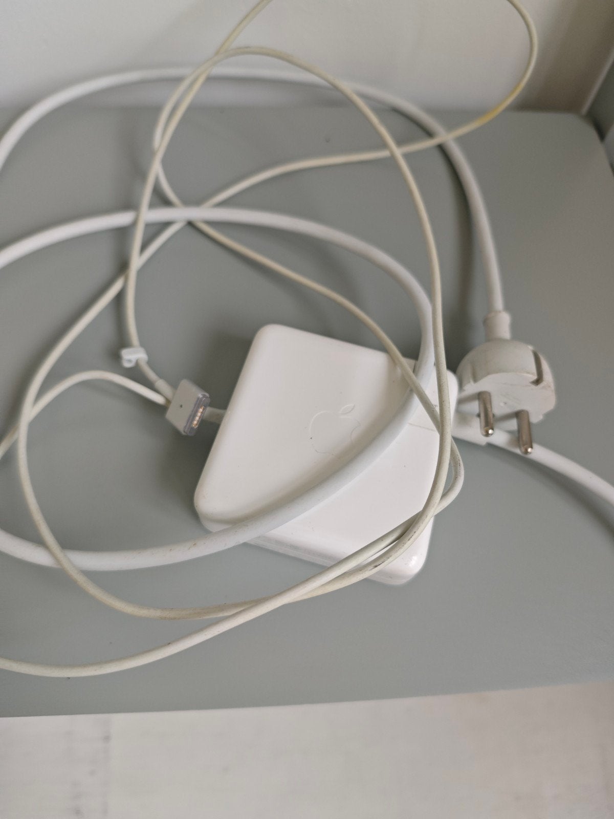 Apple 85W MagSafe 2 Power Adapter Oplader A1424, Computers en Software, Ophalen, Gebruikt, Apple