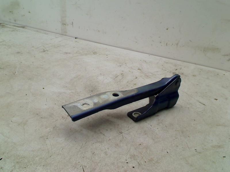 Motorkapscharnier Links Volkswagen Polo V (6R) 6r0823301a, Gebruikt, Volkswagen, Volkswagen AG, Kundenbetreuung@volkswagen.de