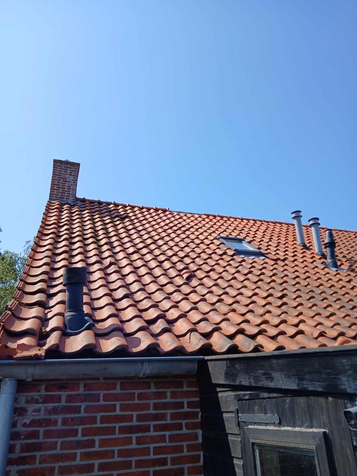 Dakbedekking, dakreparaties, dakinstallatie, lekreparatie, Doe-het-zelf en Verbouw, Dakpannen en Dakbedekking, Ophalen of Verzenden