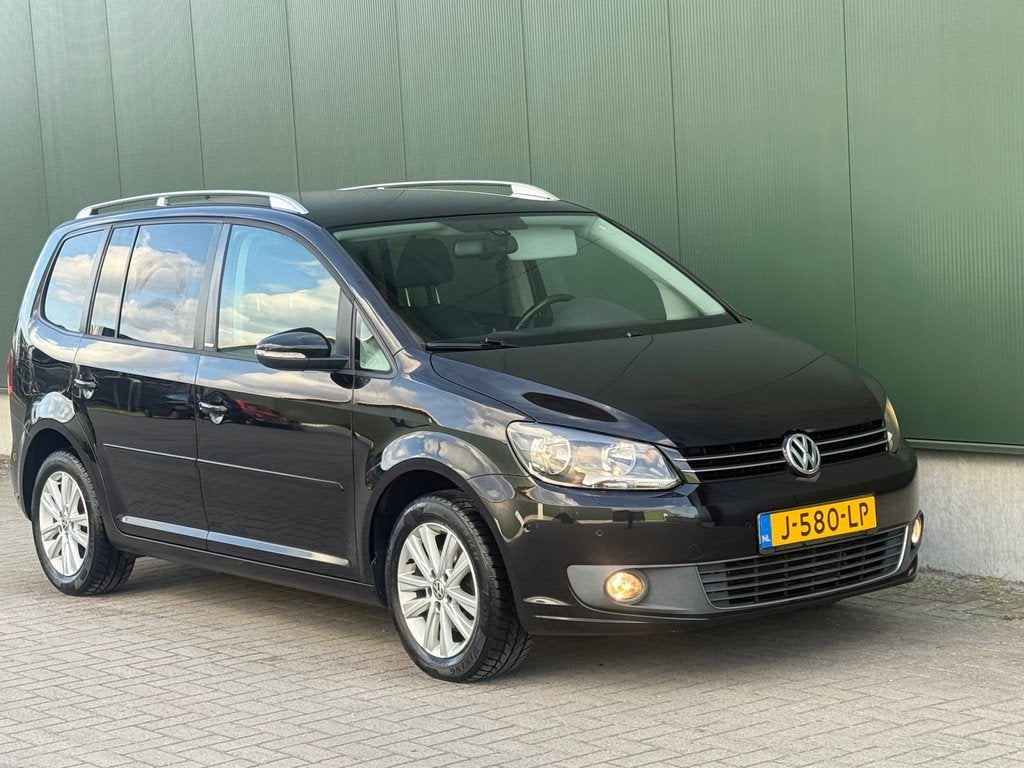 Volkswagen Touran 1.2 TSI Easyline | Weinig KM | Nieuwe APK, Voorwielaandrijving, Euro 5, Gebruikt, 4 cilinders