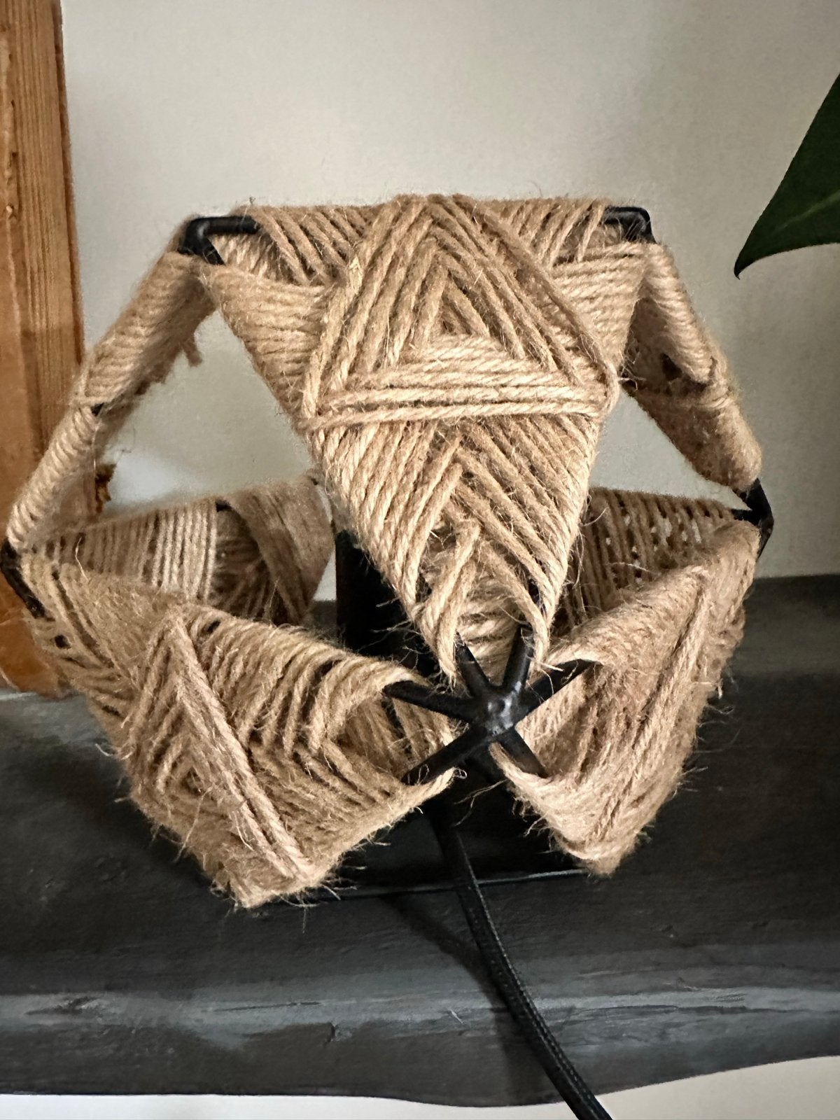 Unieke handgemaakte tafellamp van touw, Met schakelaar, Bohemian, Overige merken, Natuurlijk materiaal