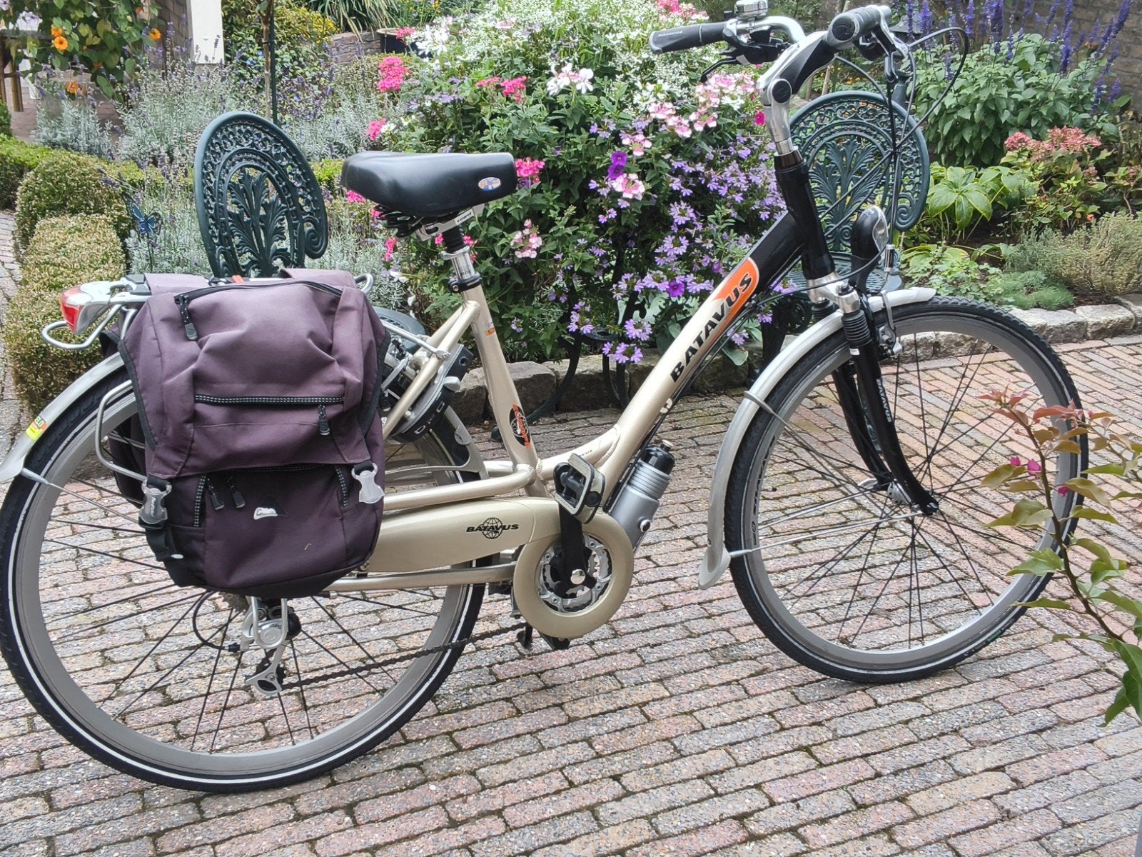 Damesfiets Batavus europese 24 versnellingen, 28" wiel,, Gebruikt, 47 tot 50 cm, Versnellingen, Batavus