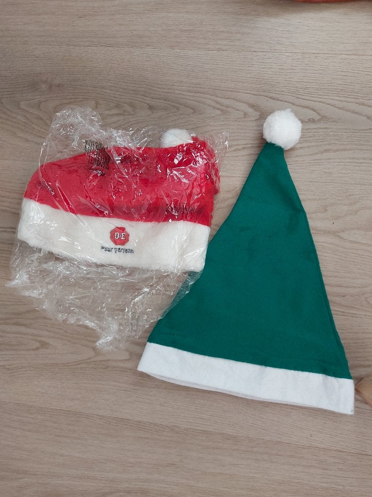 Kerstmuts rood (DE) en groen, Diversen, Ophalen of Verzenden, Nieuw