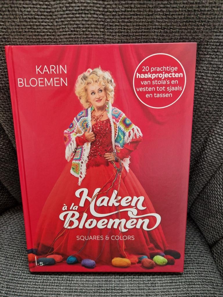 Haken à la Bloemen: Squares & Colors - Karin Bloemen, Ophalen of Verzenden, Zo goed als nieuw, Breien en Haken, Karin Bloemen