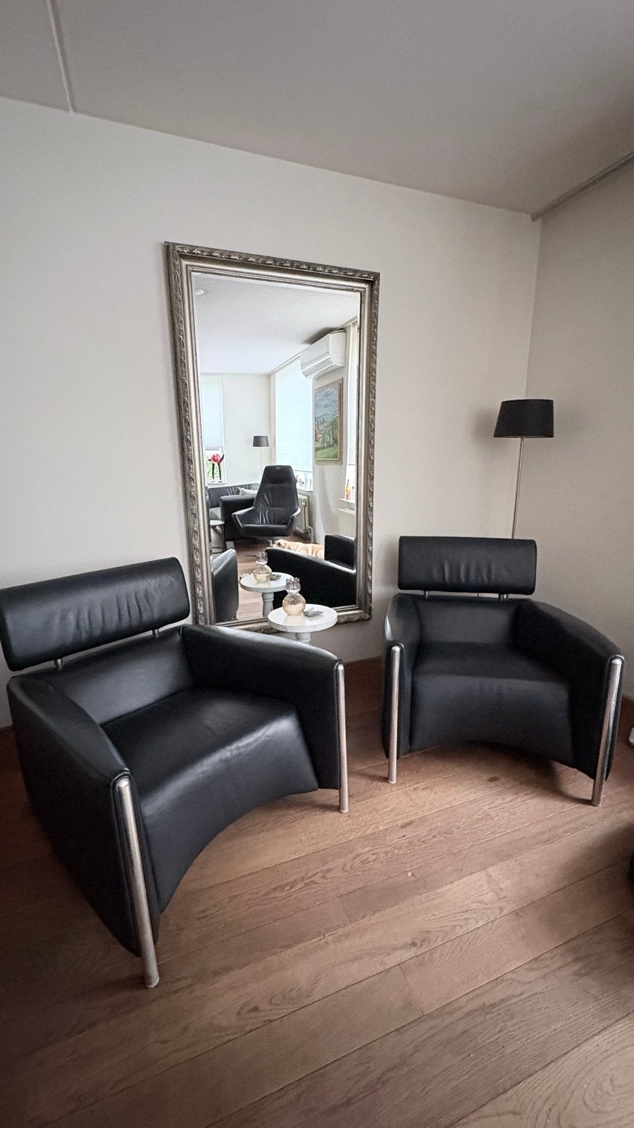 2x LEOLUX GONCHAROV – design fauteuils, Ophalen, Zo goed als nieuw, Leer, 75 tot 100 cm