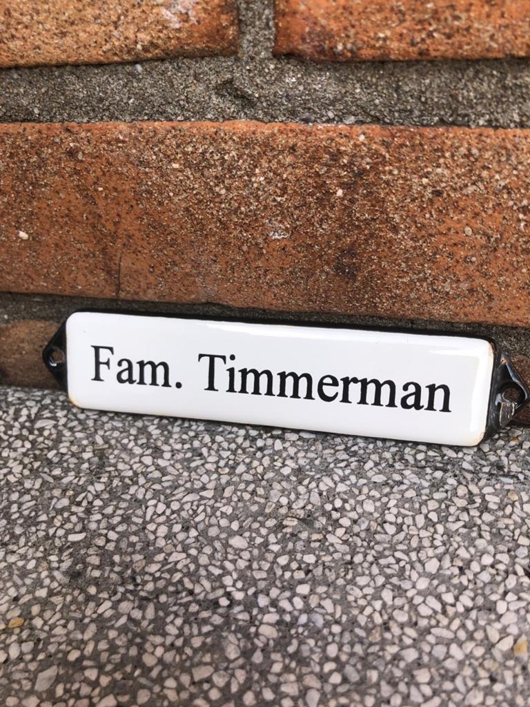 Emaille Naambordje 'Fam. Timmerman' - Vintage Stijl, Antiek en Kunst, Ophalen of Verzenden