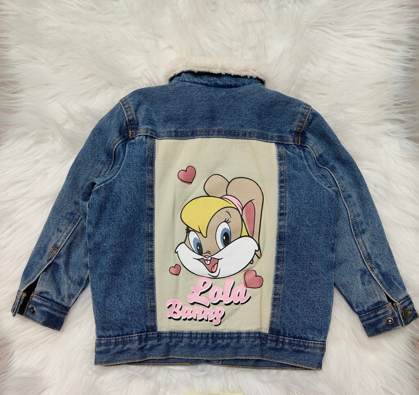 LooneyTunes LolaBunny spijkerjasje met teddy voering maat 98, Kinderen en Baby's, Kinderkleding | Maat 98, Ophalen of Verzenden