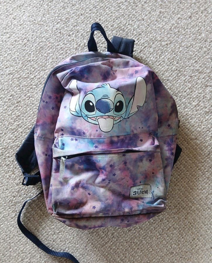 Leuke Stitch Rugzak - Ideaal voor school of vrije tijd, Sieraden, Tassen en Uiterlijk, Rugtas, Paars, Ophalen of Verzenden, 30 tot 40 cm