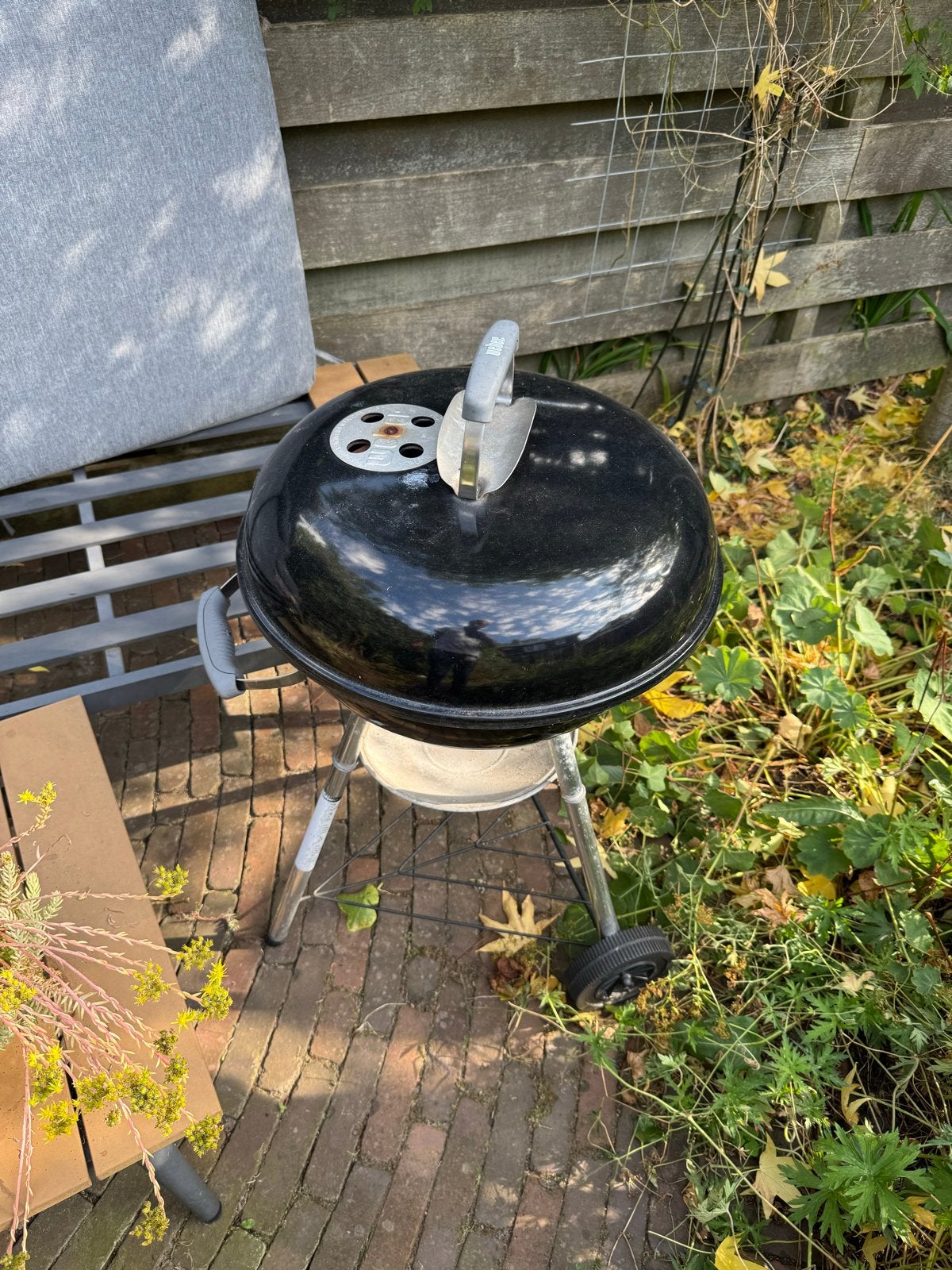Gebruikte houtskool barbecue met deksel, Ophalen, Gebruikt