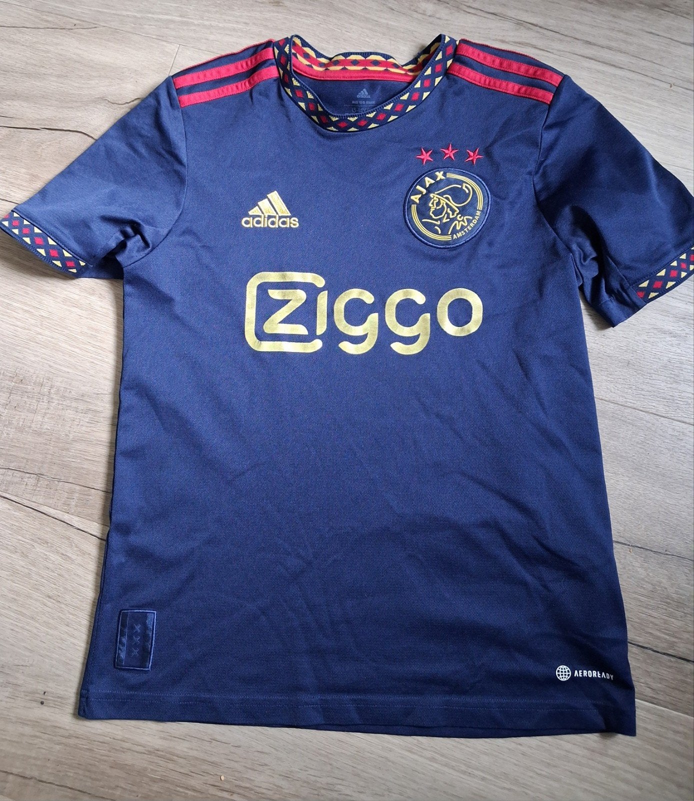 Adidas Ajax tenue - Maat 164, Ophalen of Verzenden, Gebruikt, Adidas, Sport- of Zwemkleding