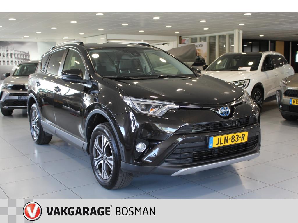 Toyota RAV4 2.5 Hybrid AWD Exec. Trekhaak (bj 2017), Automaat, Gebruikt, Euro 6, Bruin