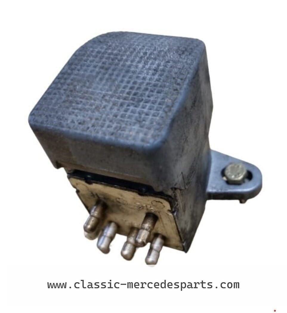 Voetschakelaar Mercedes 114 w116 w107 w108, Gebruikt, -, -, Ophalen of Verzenden