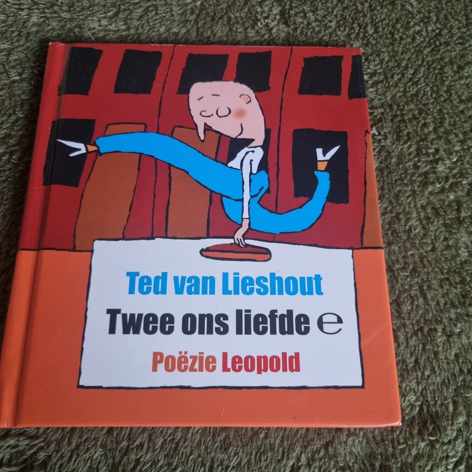 Ted van Lieshout - Twee ons liefde e Poëzie Leopold, Boeken, Gedichten en Poëzie, Ophalen of Verzenden, Gelezen, Ted van Lieshout