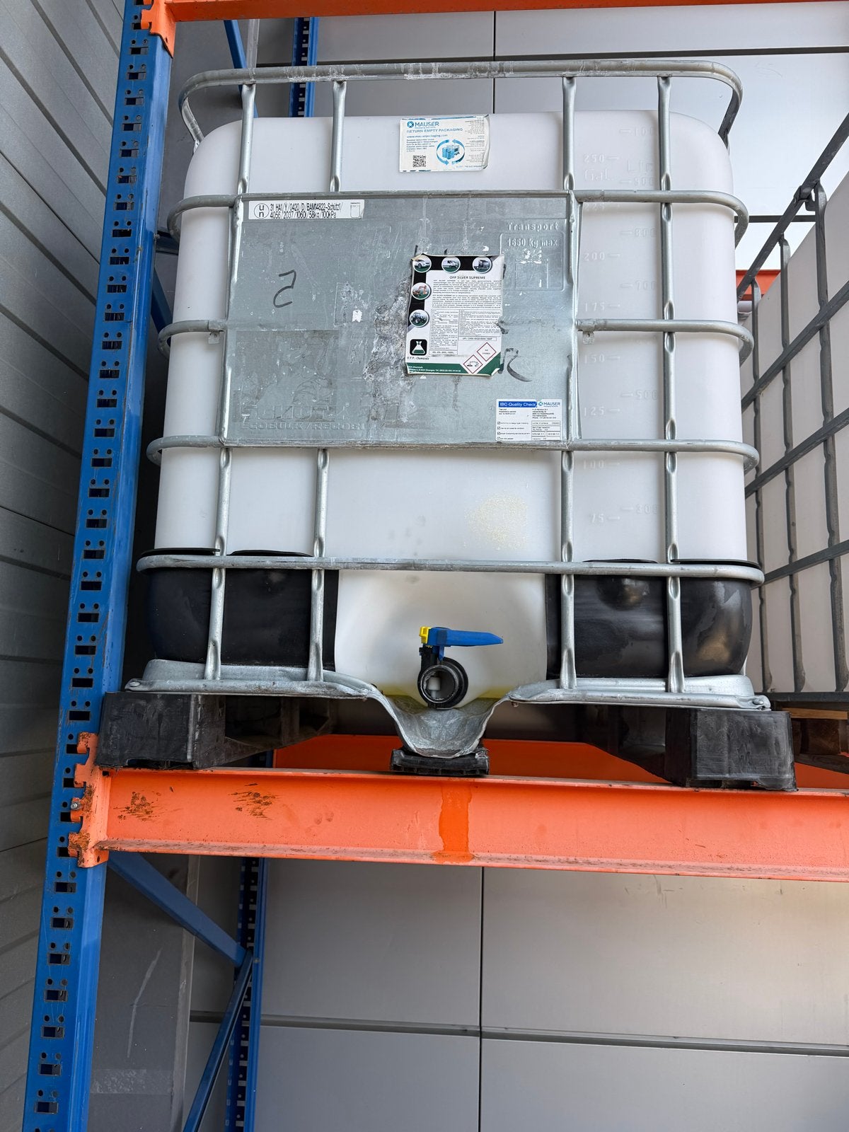 Lege IBC tank - 1000 liter opslagvat, Ophalen