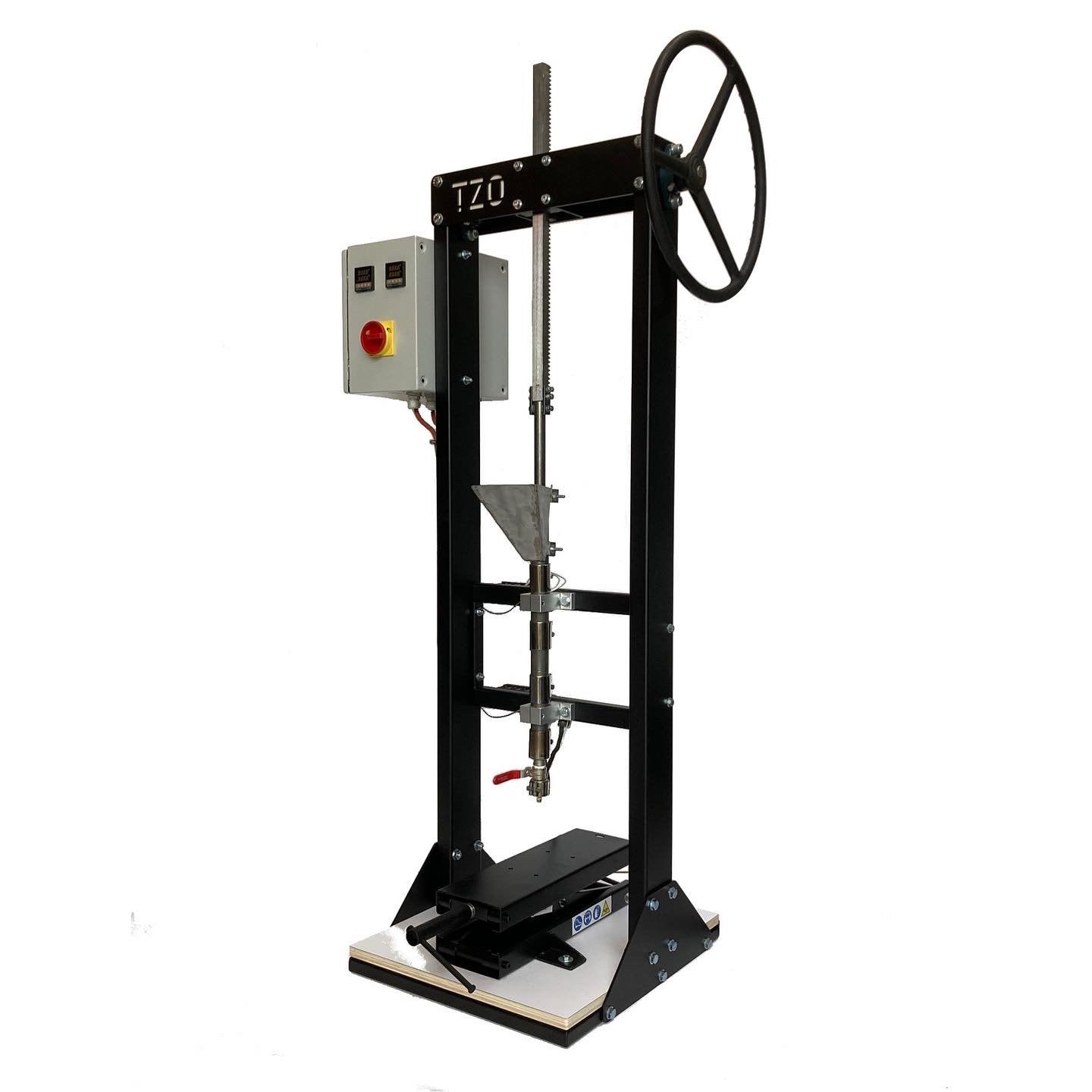 Plastic recycling machines. Extruder, Injector, Shredder, Ophalen