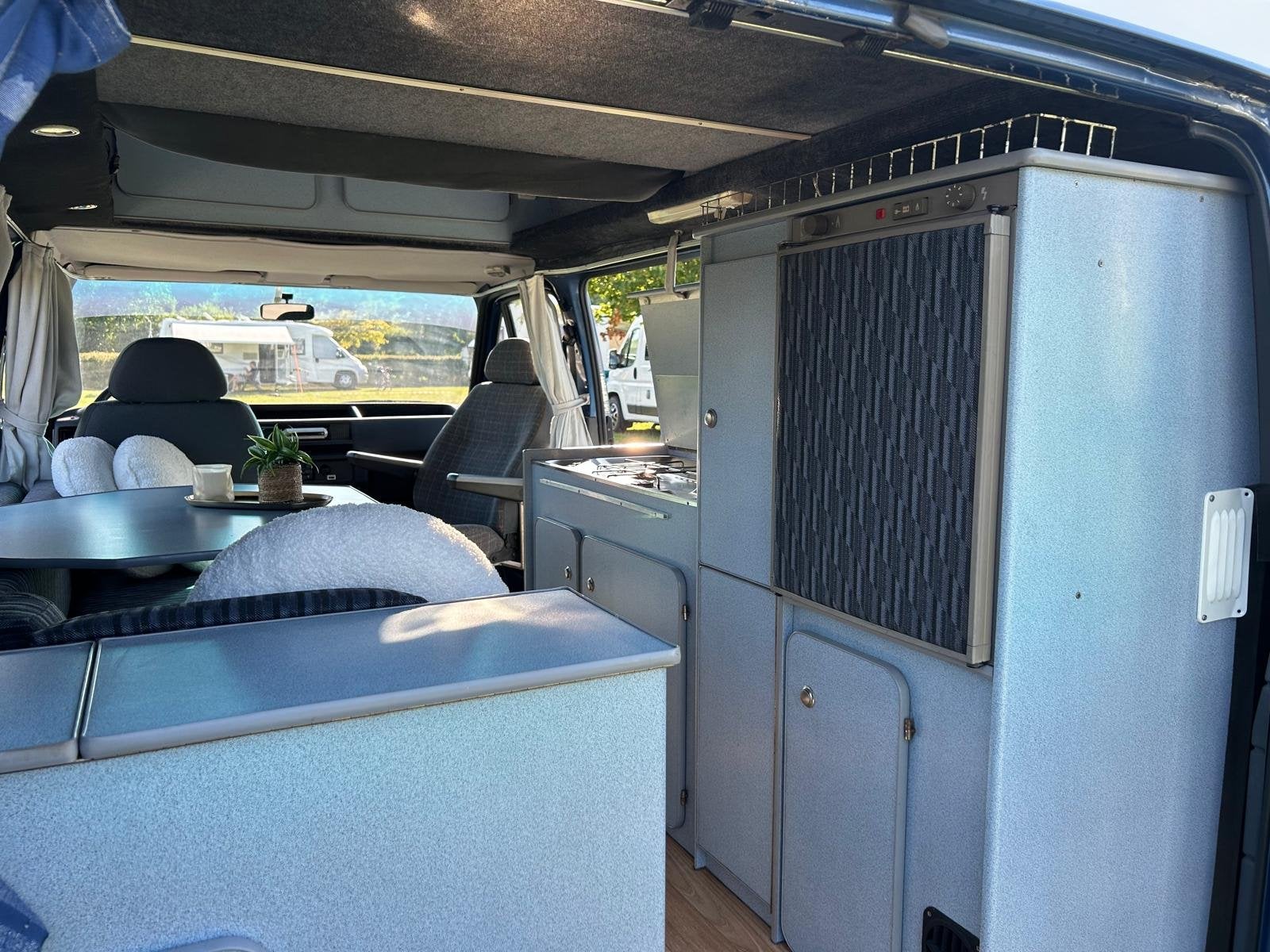 Foto 30 van Ford TRANSIT 80D ORINELE FABRIEKS BUSCAMPER 4 SLAAP PLAATSEN