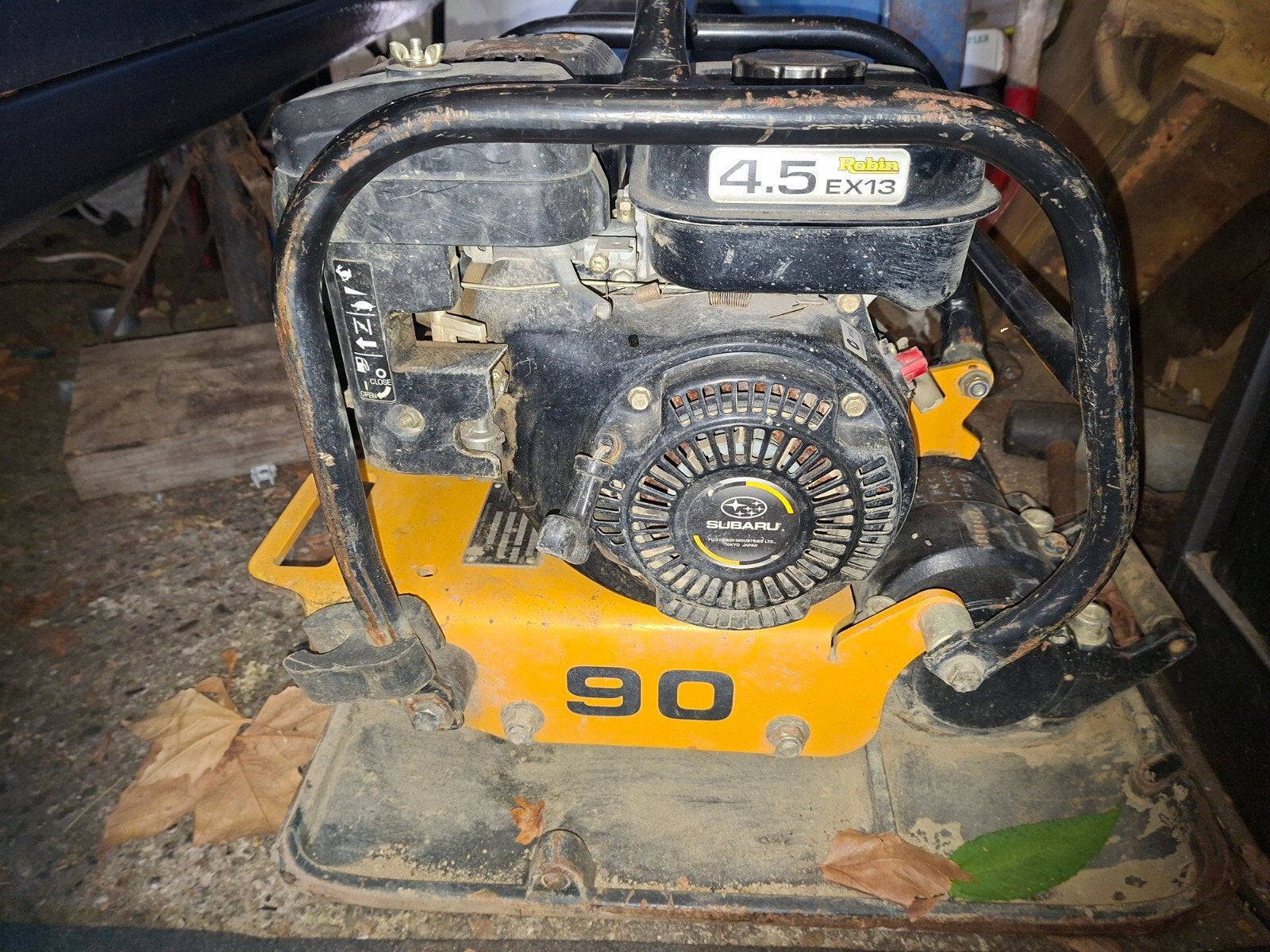 JCB Vibromax 90 Trilplaat - Krachtige Grondverdichter, Tuin en Terras, Hand-tuingereedschap, Ophalen of Verzenden