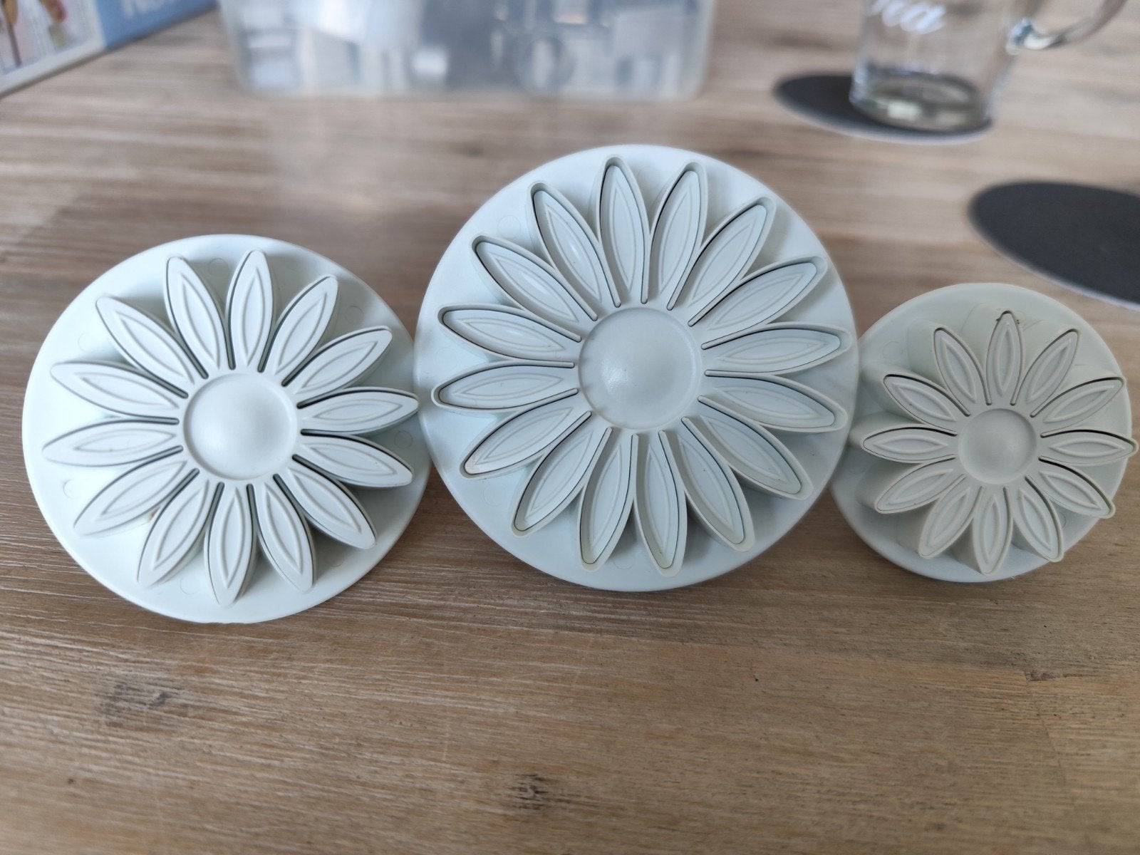 Set van 3 Zonnebloemen Uitstekers voor Taartdecoratie, Ophalen of Verzenden, Gebruikt, Taarten of Cupcakes, Versiering