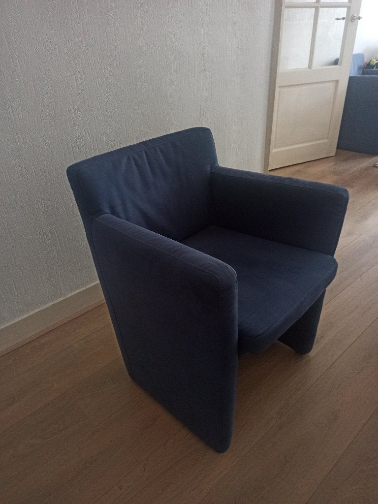 Comfortabele blauwe fauteuil - Zo goed als nieuw, Ophalen, 75 tot 100 cm, Zo goed als nieuw, 50 tot 75 cm