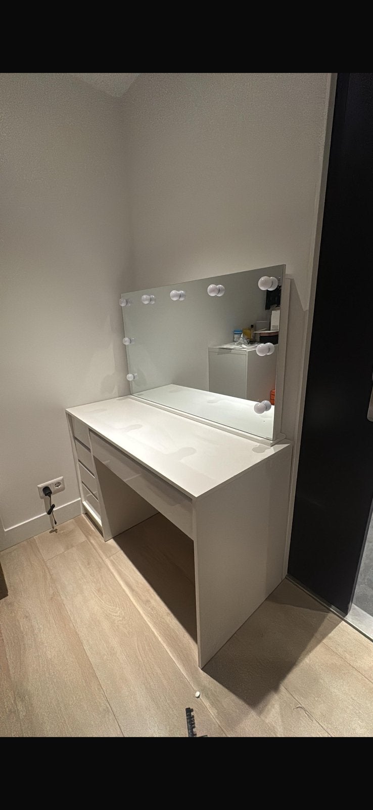 Make up/ Kaptafel met Spiegel & Verlichting + opbergbakjes, Ophalen, Zo goed als nieuw, Hout, 100 tot 150 cm