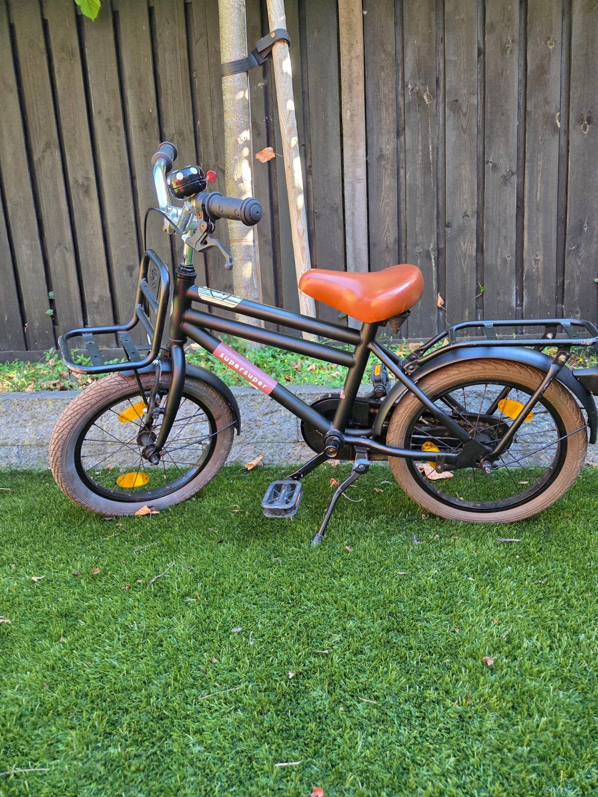 Te koop: Supersuper kinderfiets zwart, Ophalen, Terugtraprem, Supersuper, Minder dan 16 inch