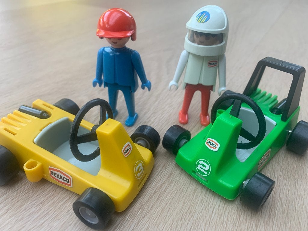 playmobil - 2 raceauto's en rijders #RW, Kinderen en Baby's, Speelgoed | Playmobil, Ophalen of Verzenden
