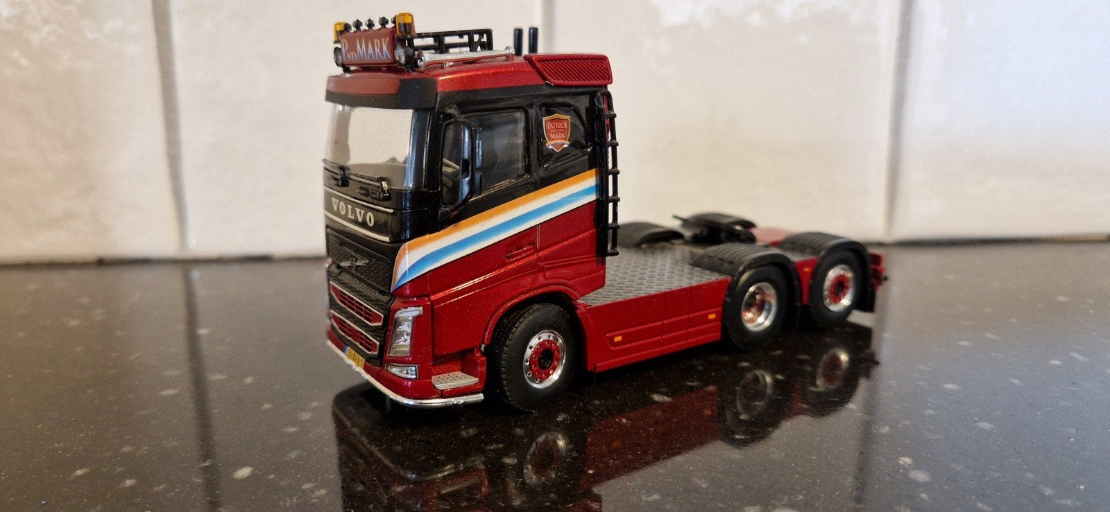 WSI Models Volvo FH4 PvdMark 6x2 Trekker 1:50, Ophalen, Zo goed als nieuw, Bus of Vrachtwagen, Wsi
