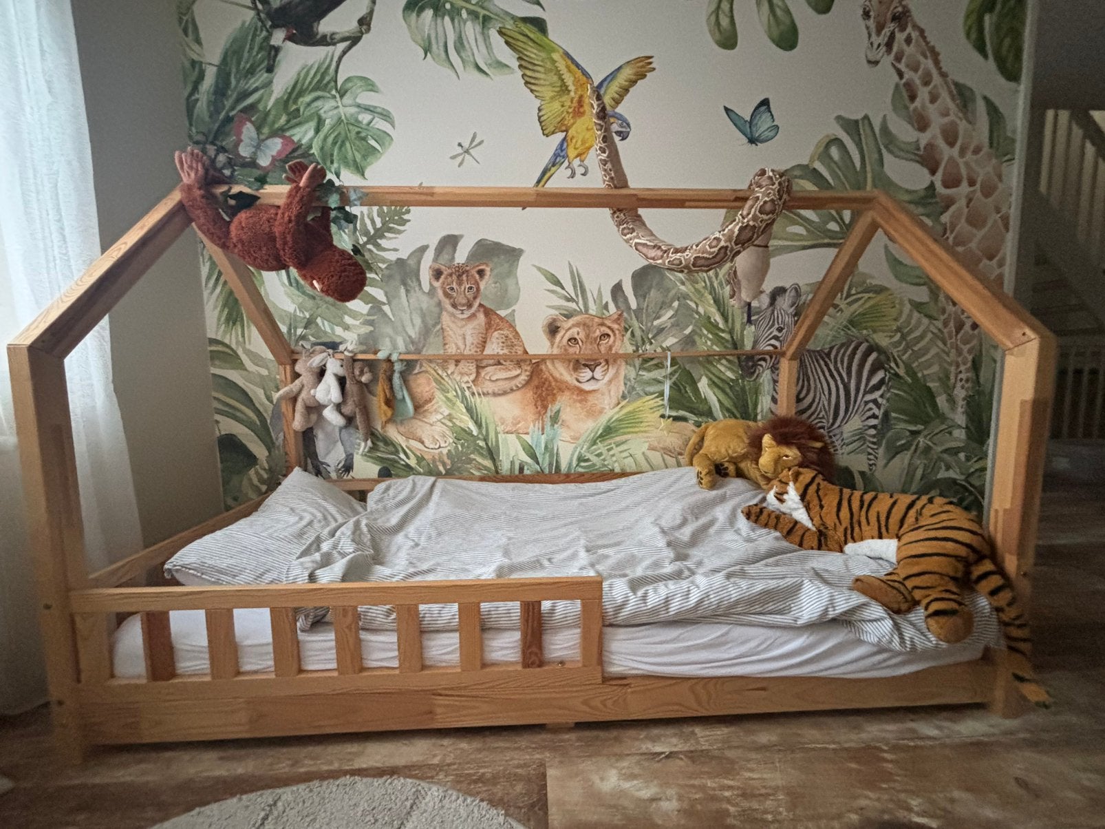 Bed petit puk 90x200, Ophalen, Zo goed als nieuw, 180 cm of meer, 85 tot 100 cm