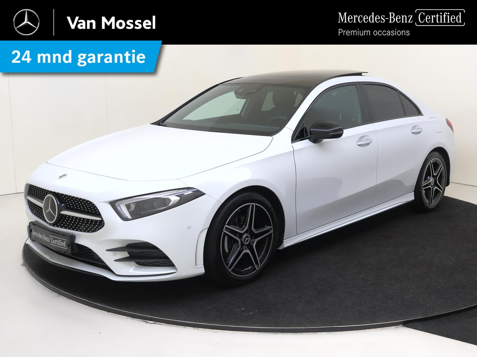 Mercedes-Benz A-klasse 200 Business Solution AMG / Panoramad, Auto's, Gebruikt, 4 cilinders, 1290 kg, Leder en Stof