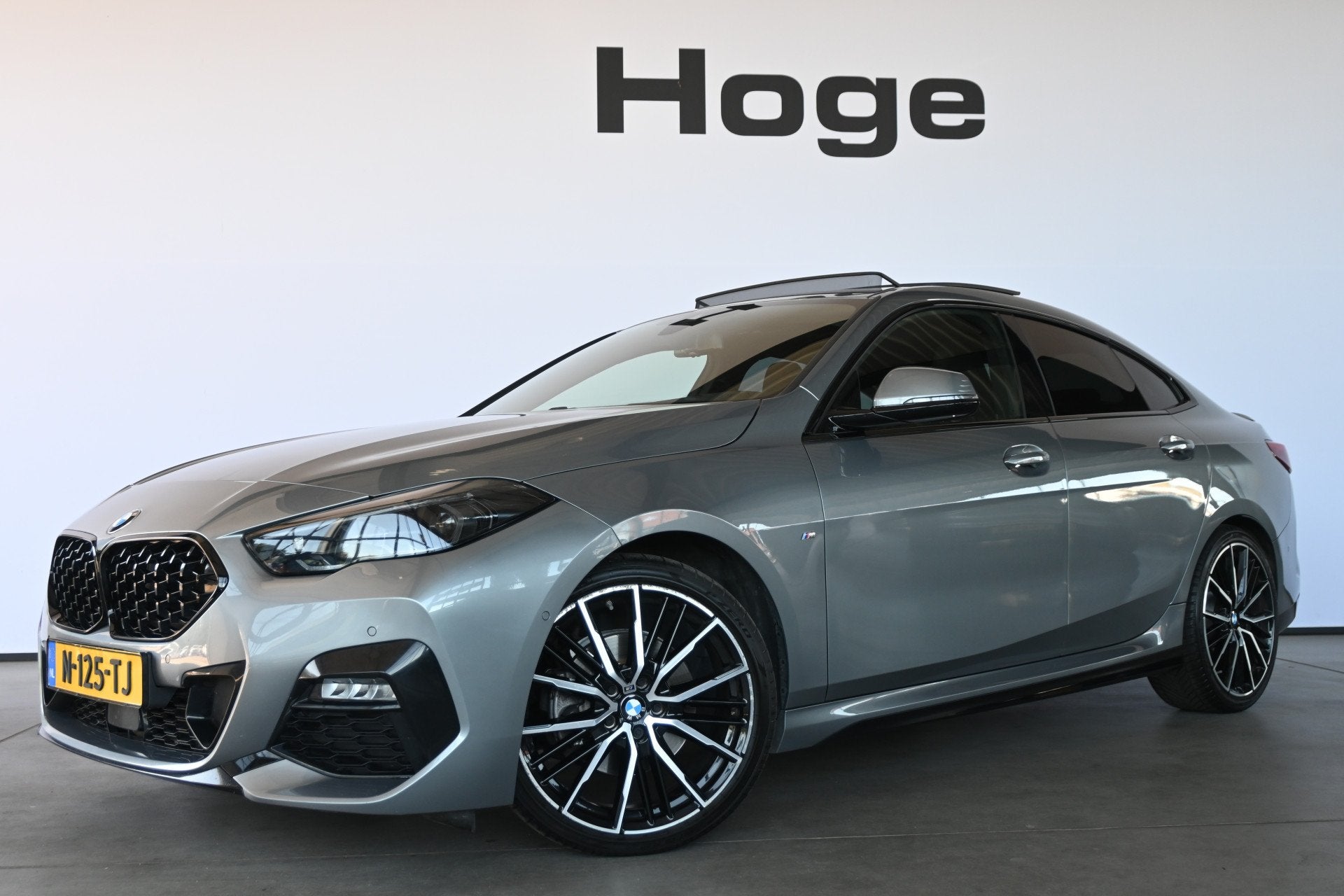 BMW 2 Serie Gran Coupé 218i Business Edition M-Pakket Sport, Dealer onderhouden, 136 pk, Gebruikt, 1350 kg
